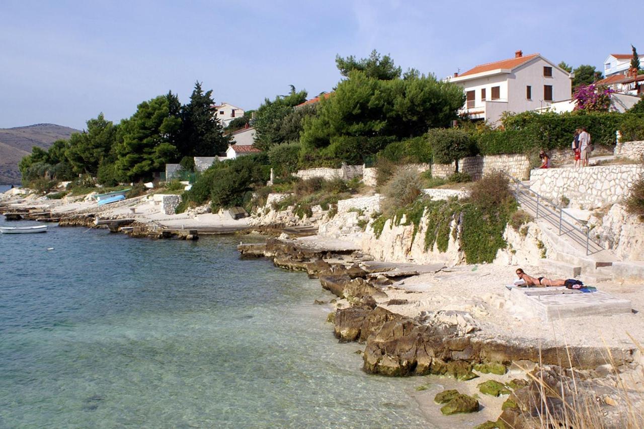 Apartments By The Sea Seget Vranjica, Trogir - 1038 Exterior photo